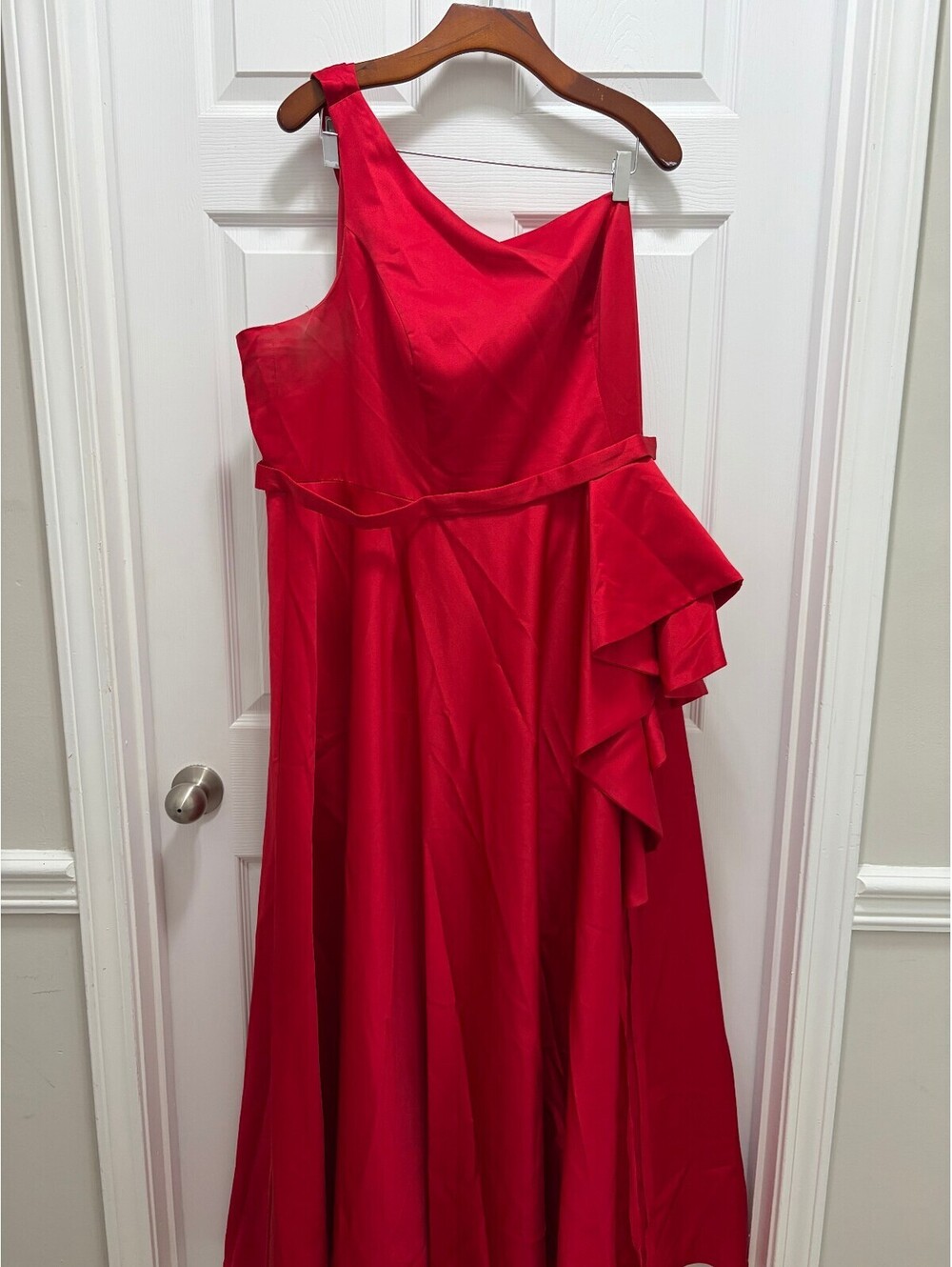 David's Bridal Red One-Shoulder Evening Dress with Ruffle Detail Size 14